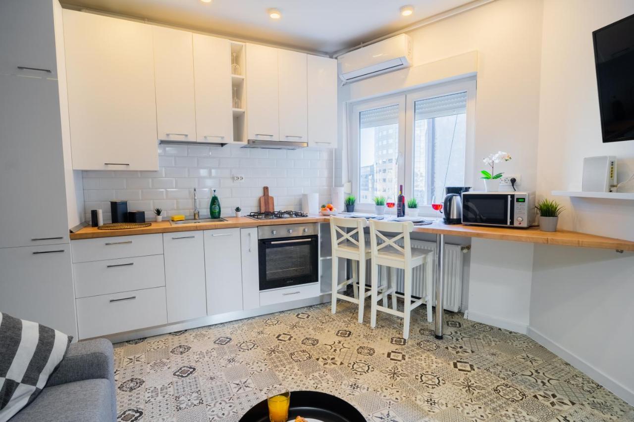 One Bedroom Flat In Bucharest'S Historic District Ngoại thất bức ảnh