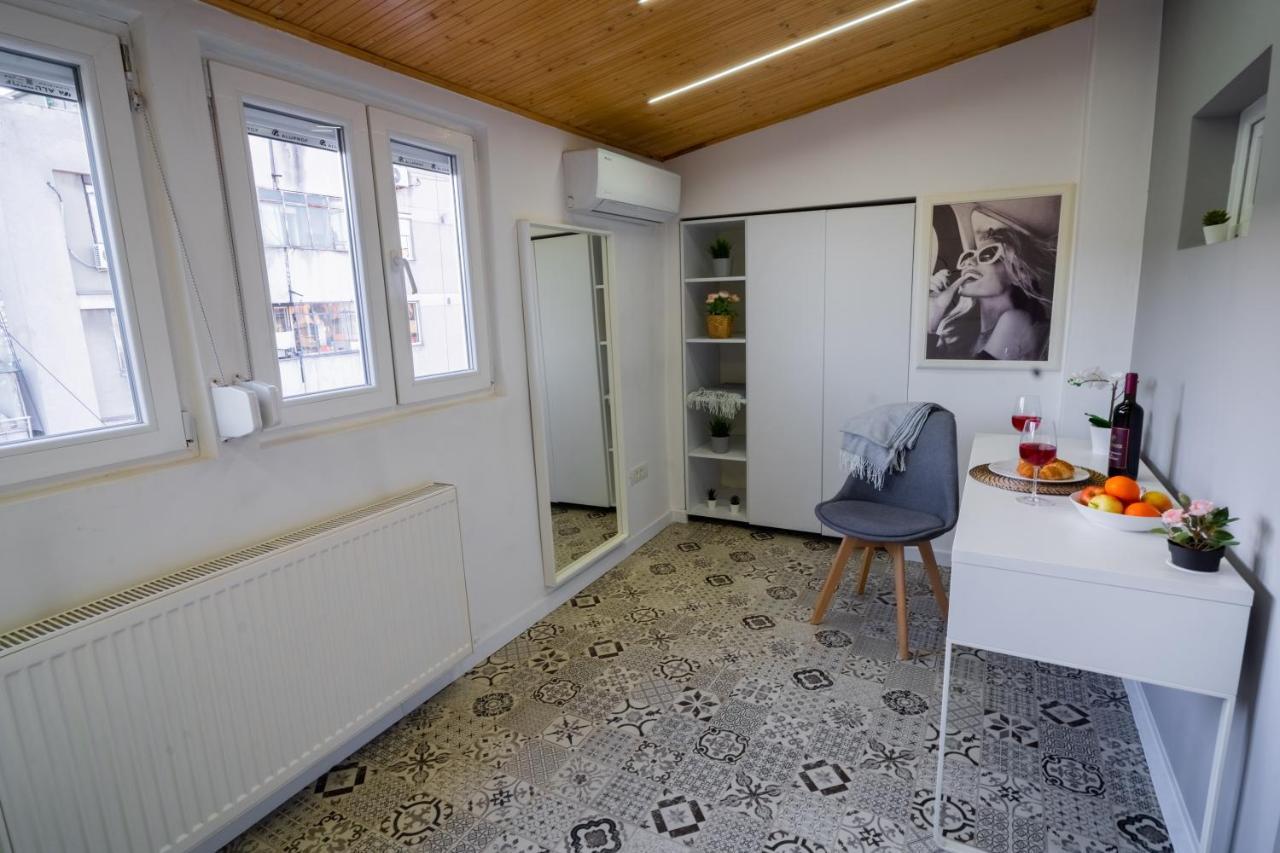One Bedroom Flat In Bucharest'S Historic District Ngoại thất bức ảnh