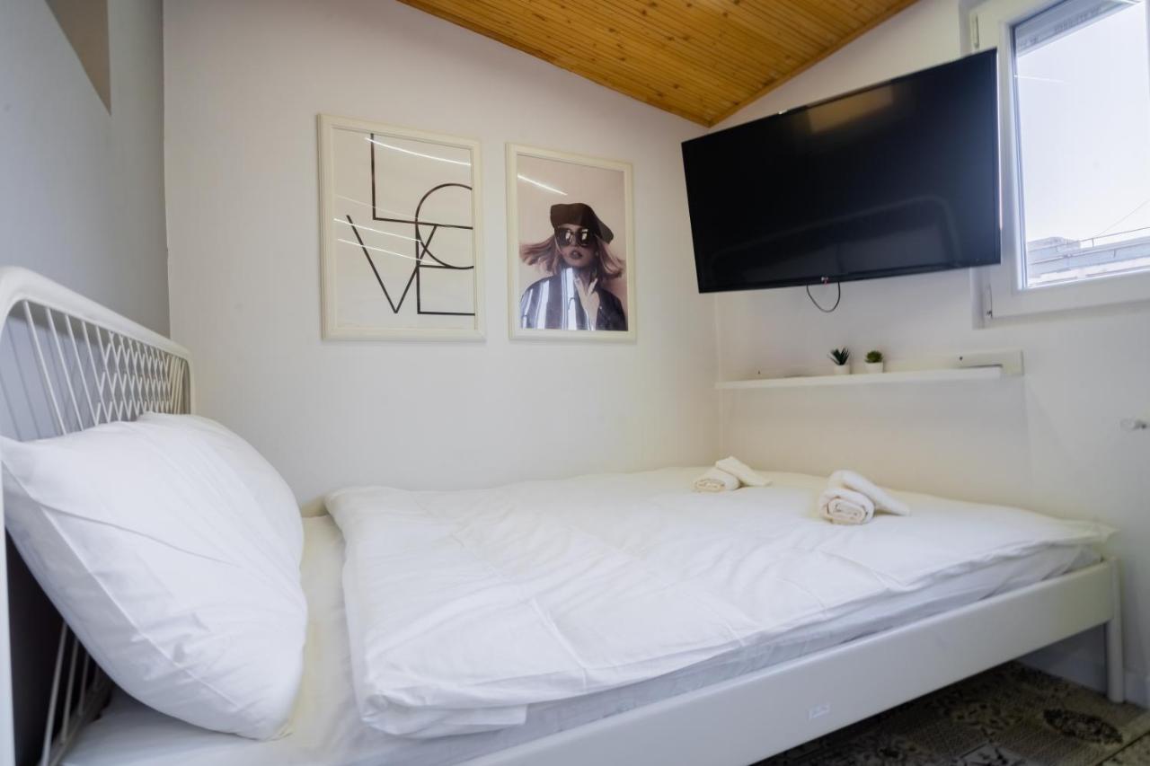 One Bedroom Flat In Bucharest'S Historic District Ngoại thất bức ảnh